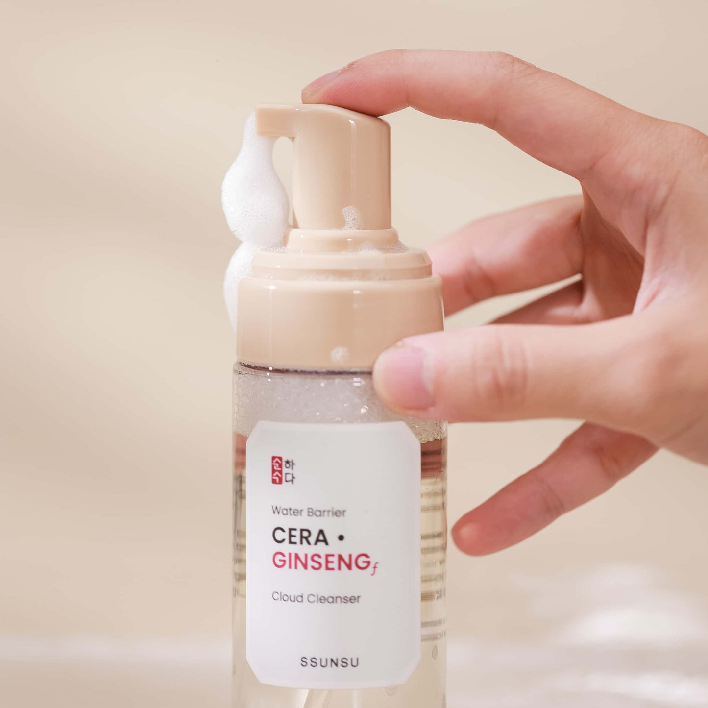 Water Barrier CERA • GINSENG Cloud Cleanser